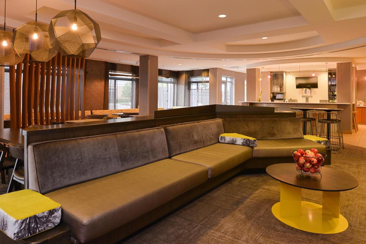 Springhill Suites By Marriott Detroit Metro Airport Romulus Exterior photo