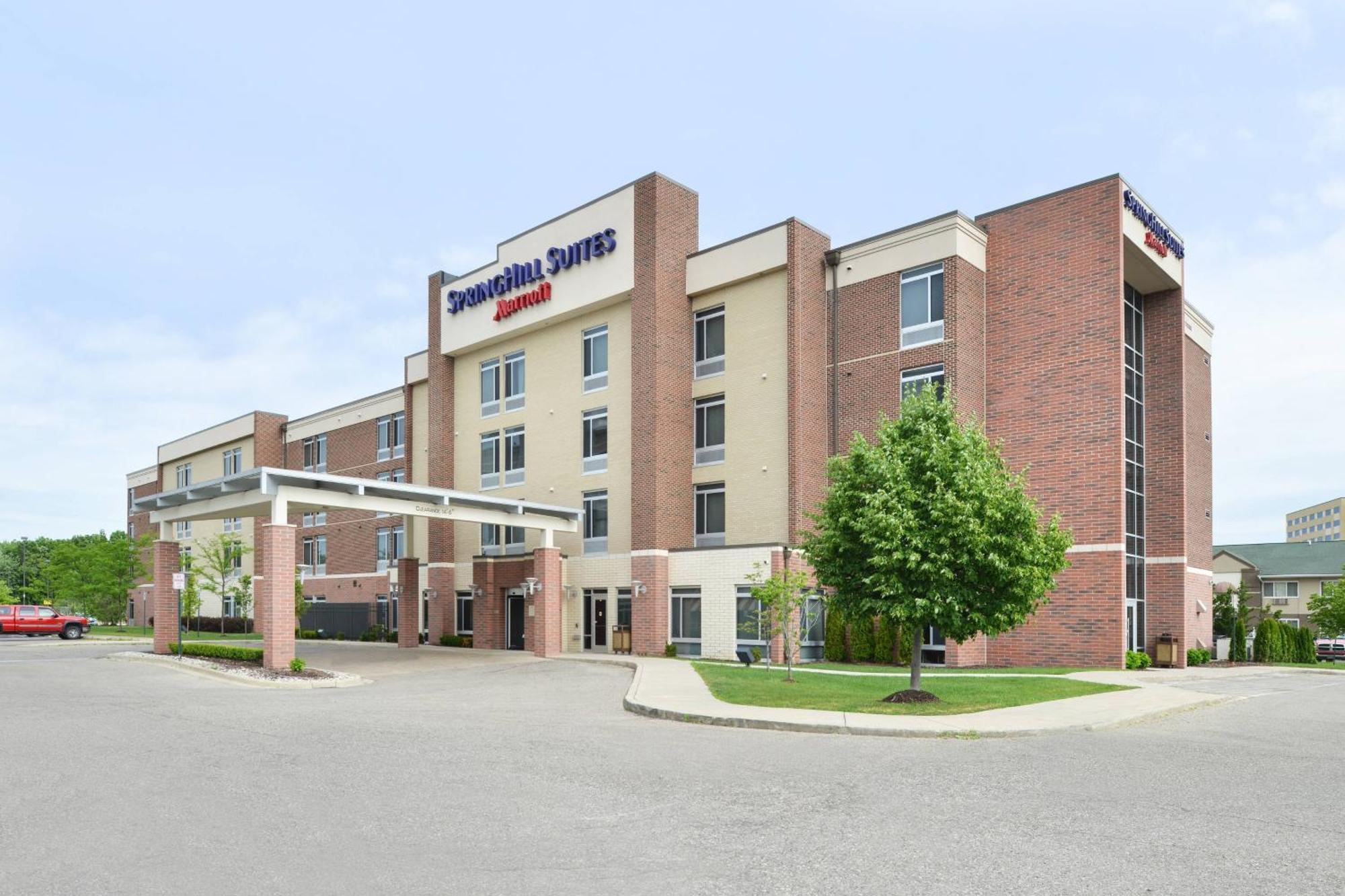 Springhill Suites By Marriott Detroit Metro Airport Romulus Exterior photo